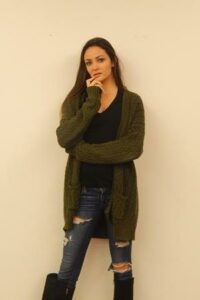 Erin Wiesbrook_Full Shot1